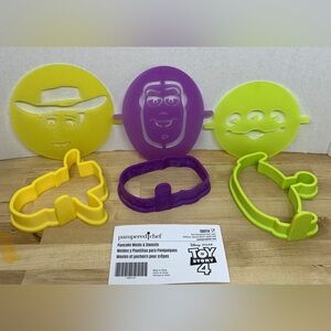 Pampered Chef Disney Pixar Toy Story 4-Pancake Molds & Stencil New in Bag